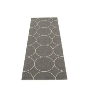 Pappelina TAPPETO BOO CARBONE 70 x 200 cm