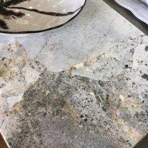 TOVAGLIETTA IN VINILE DECORO RAW MARBLE