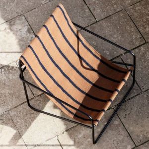 DESERT LOUNGE CHAIR Black/Stripes