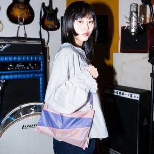 THE NEW POUCH Tone & Treble MEDIUM