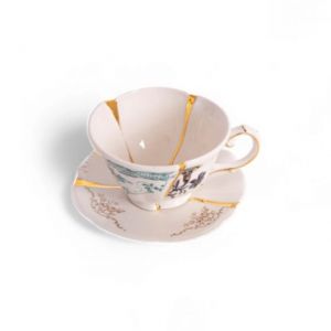 SET DA TE CON TAZZA E PIATTINO IN PORCELLANA E ORO KINTSUGI 3