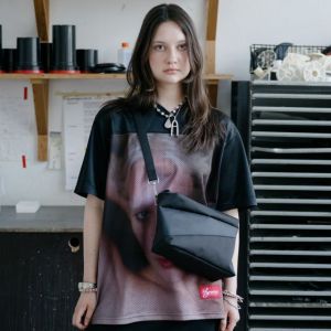 The new bum bag black & black MEDIUM