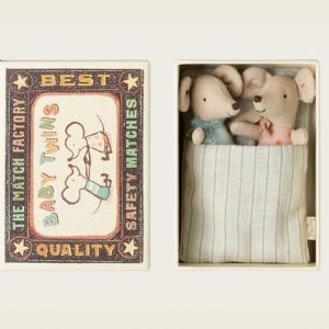 TOPI GEMELLI MAILEG – INSIEME NELLA LORO SCATOLA DI FIAMMIFERI