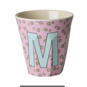 BICCHIERE IN MELAMINA CON LETTERA M- FIORI