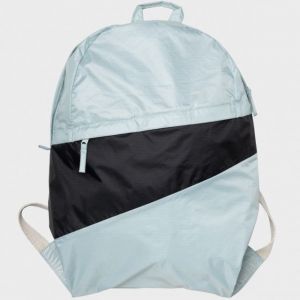 Surf Spray & Black LARGE The New Foldable Backpack
