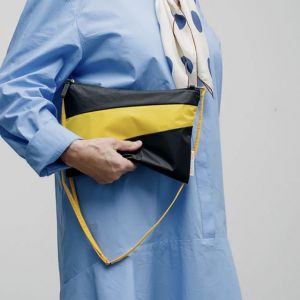 Black & Sunflower MEDIUM The New Pouch