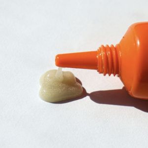 Cream highlighter